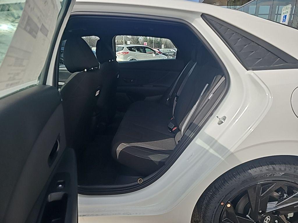New 2026 White Hyundai SEL Sport image 28
