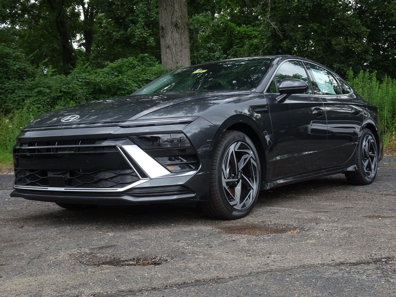 New 2026 Gray Hyundai SEL Sport image 1