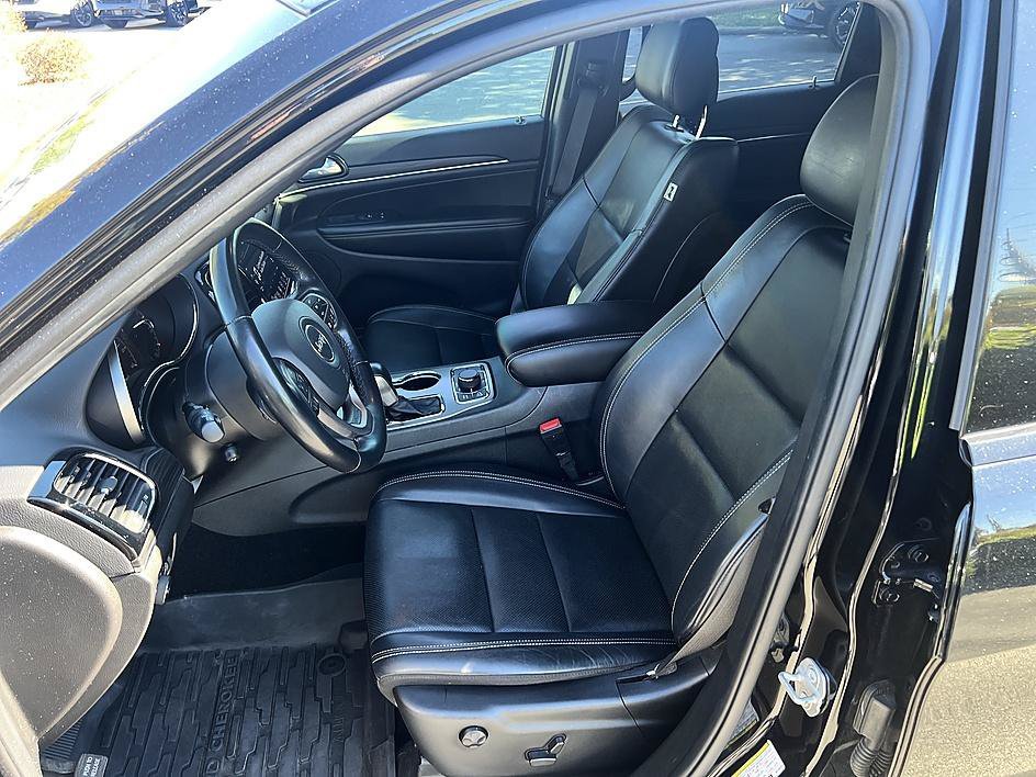 Used 2021 Diamond Black Crystal Pearlcoat Jeep 80th Anniversary image 13
