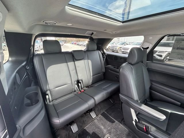2026 Hyundai Palisade Limited - Photo 10