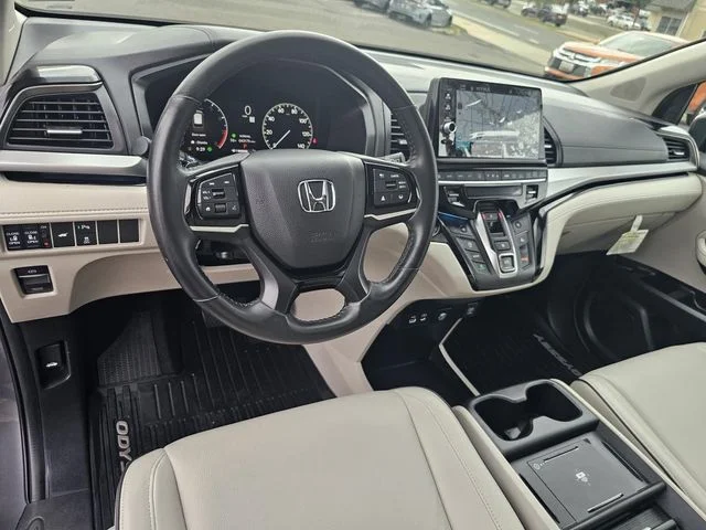 2025 Honda Odyssey Touring - Photo 28