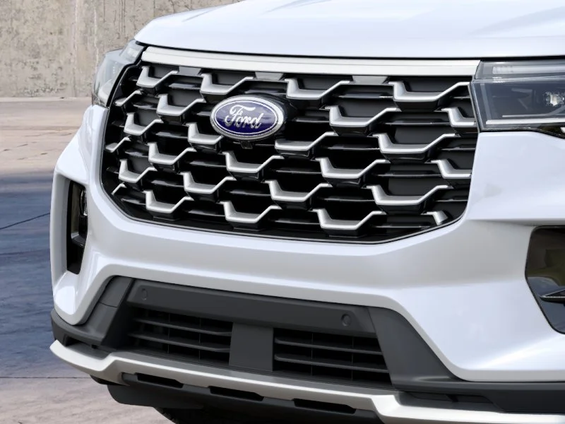 New 2027 Star White Metallic Tri-Coat Ford Platinum™ image 17