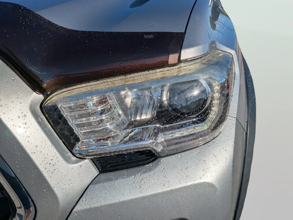 Used 2018 Silver Toyota TRD Off-Road image 7