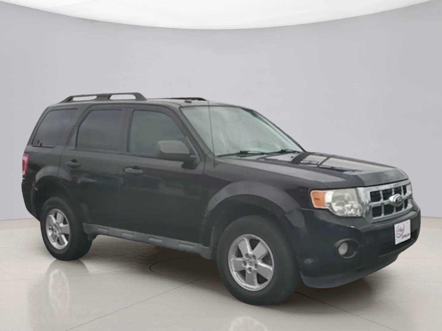 Used 2010 Black Ford XLT image 3