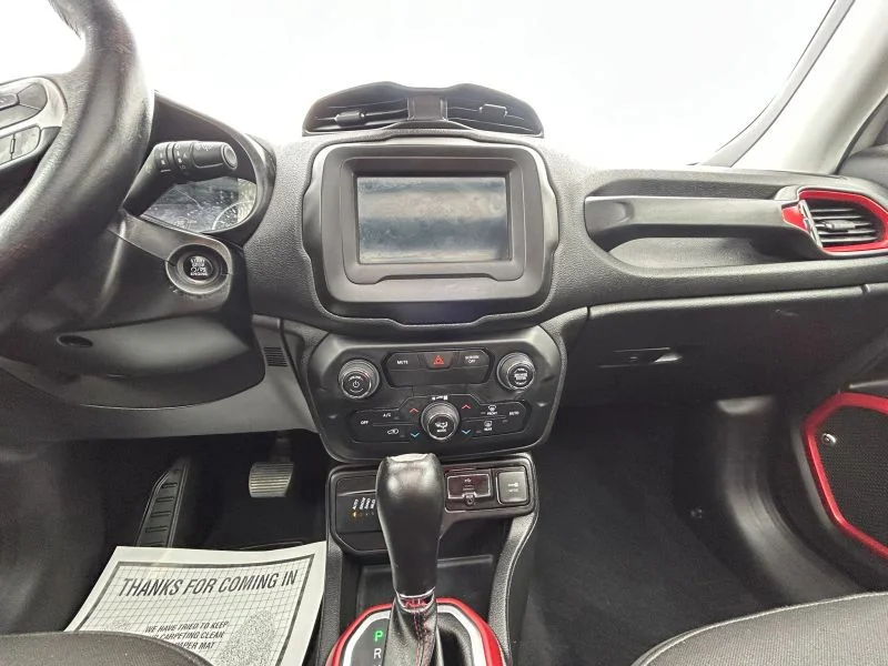 2018 Jeep Renegade Trailhawk - Photo 41