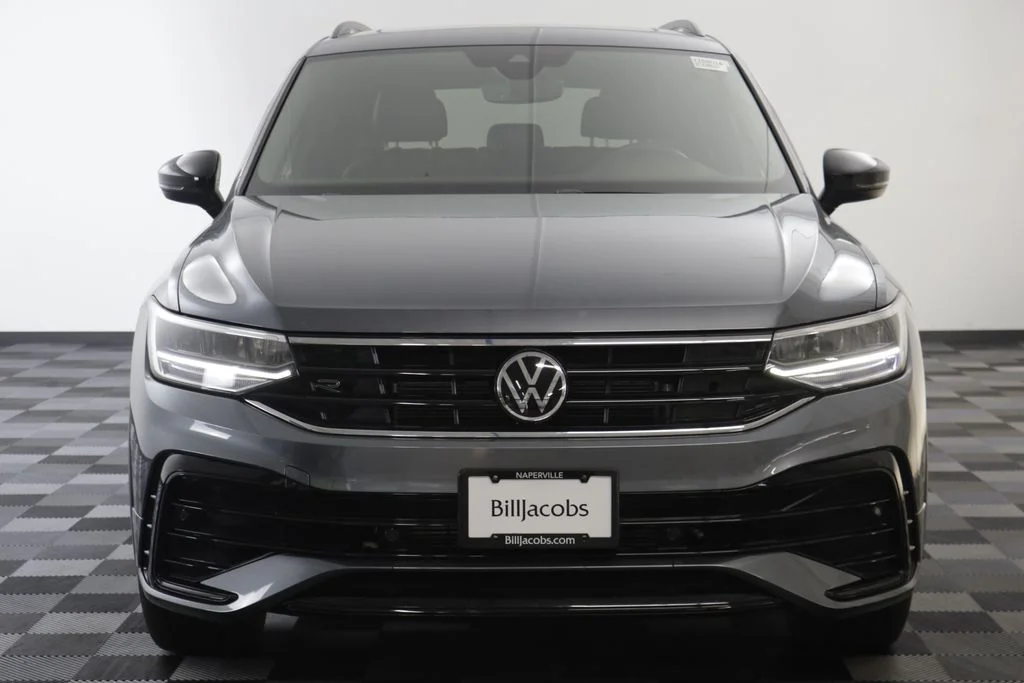 Used 2023 Platinum Gray Metallic Volkswagen 2.0T SE R-Line Black image 21