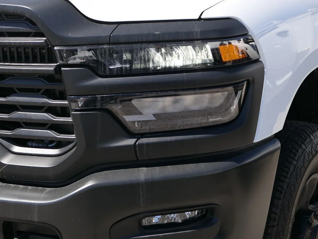New 2026 Bright White Clearcoat RAM Tradesman image 8