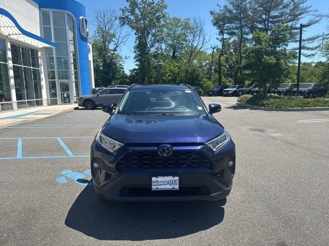 Used 2020 Blueprint Toyota XLE Premium image 3