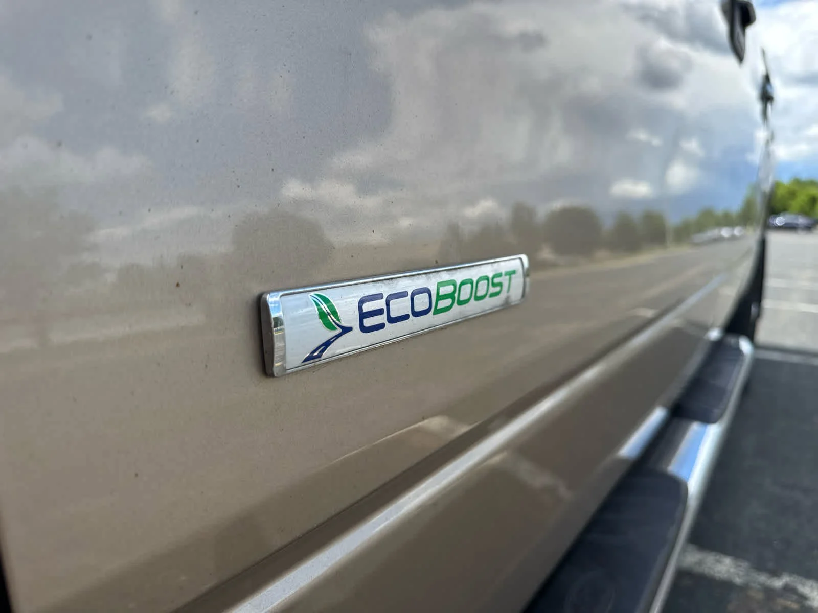 Used 2014 Pale Adobe Metallic Ford XLT image 5