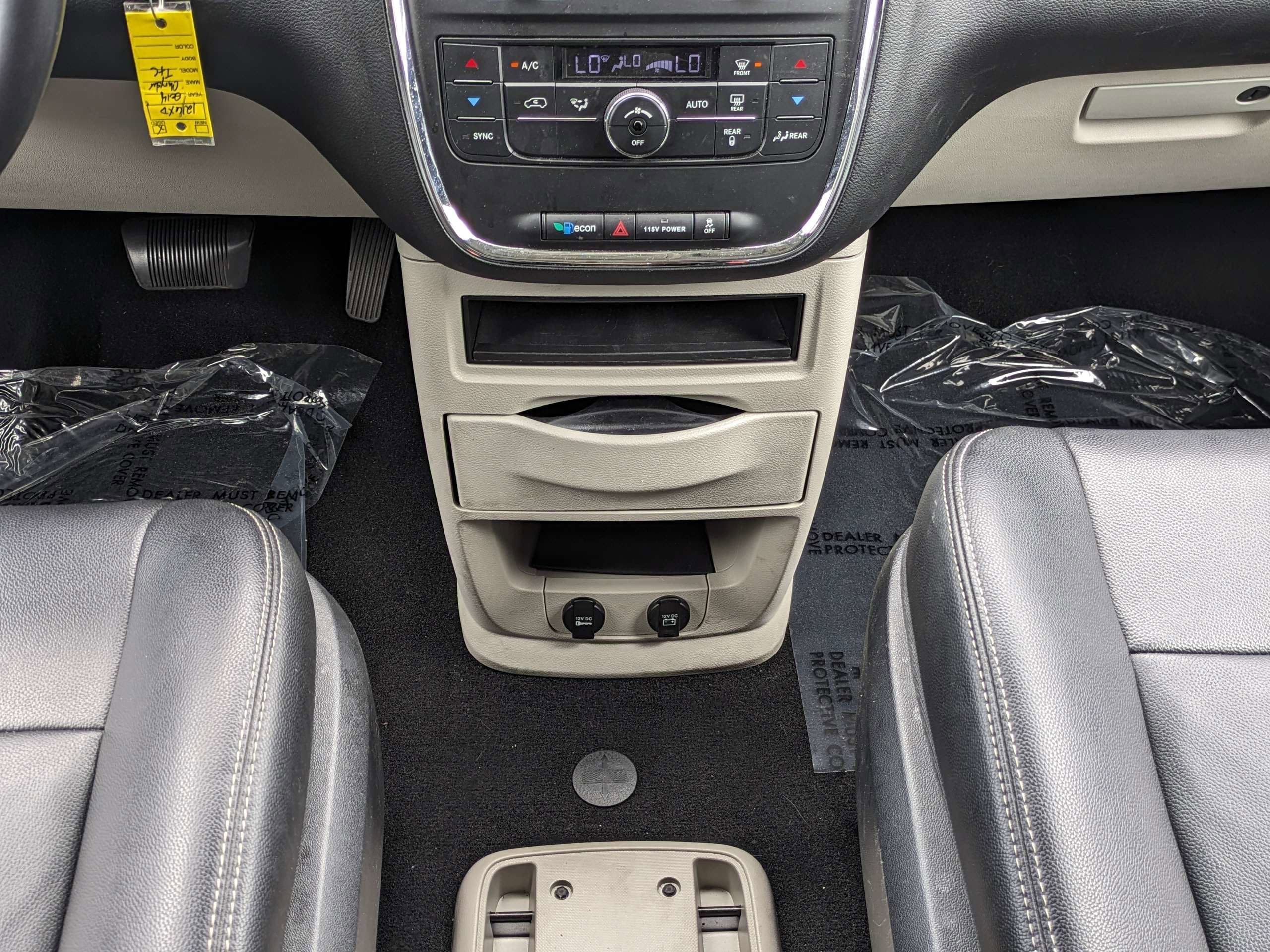 Used 2014 Silver Chrysler Touring image 19