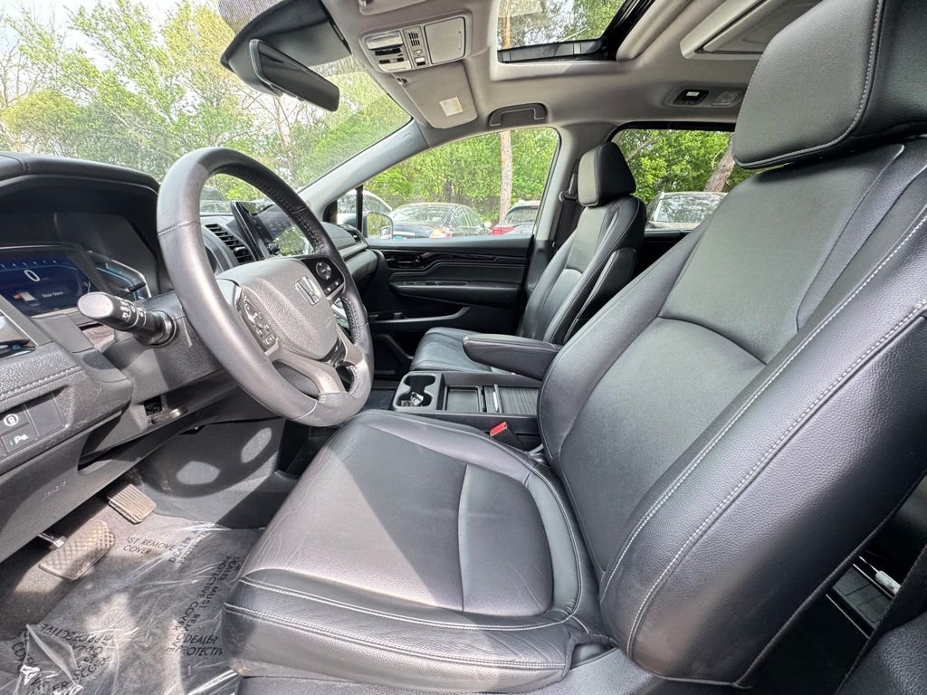 Used 2024 Crystal Black Pearl Honda Touring image 19