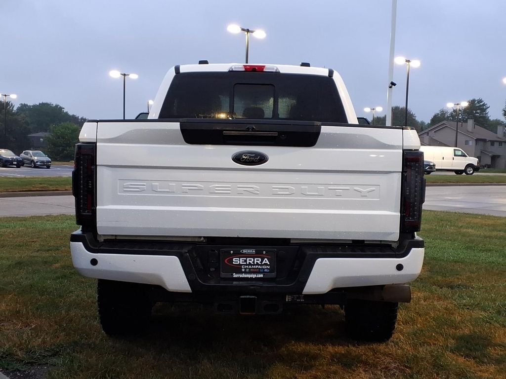 Used 2021 White Metallic Ford Lariat image 13
