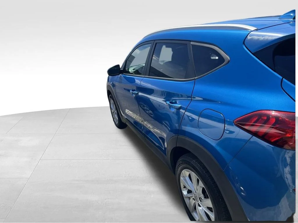 Used 2020 Blue Hyundai Value image 24