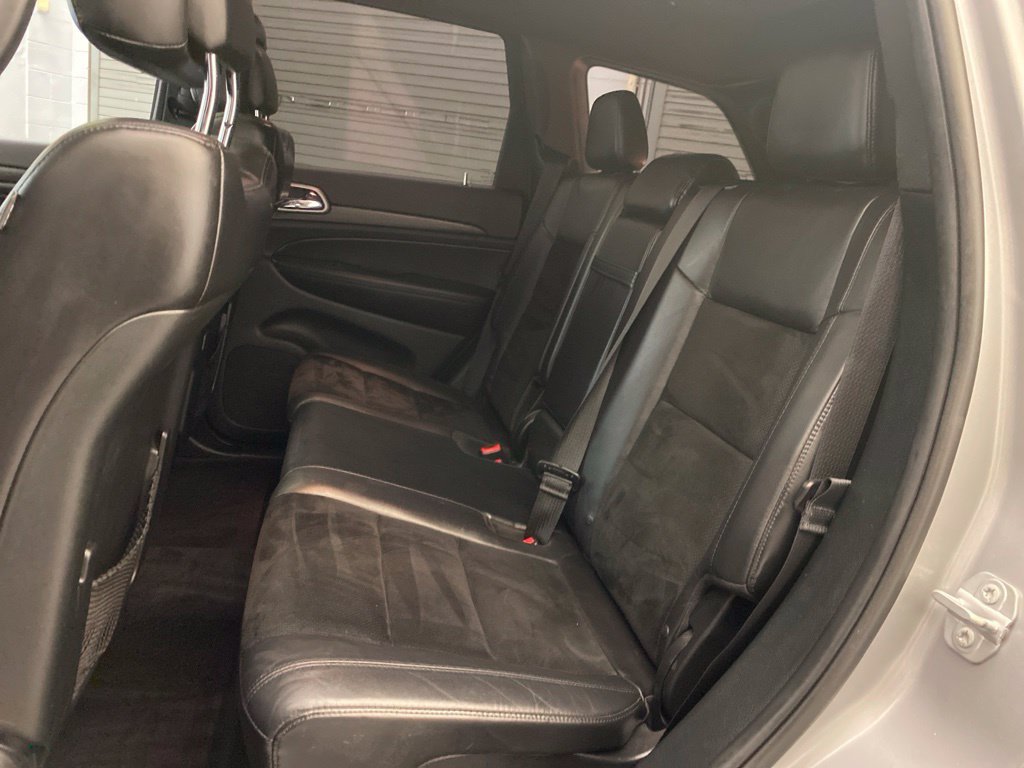 Used 2018 Silver Jeep Altitude image 22