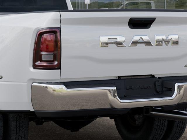 New 2026 Bright White Clear-Coat Exterior Paint RAM TRADESMAN image 52