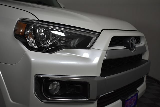 2016 Toyota 4Runner Limited - Photo 14