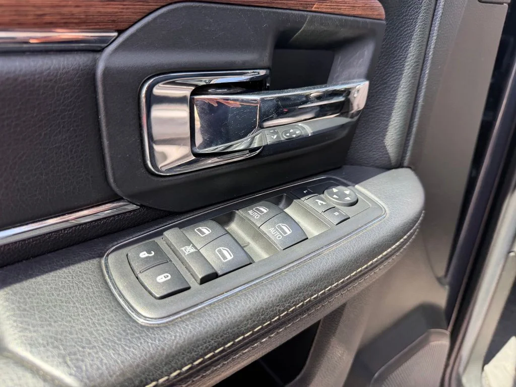 Used 2018 Gray Ram Laramie image 19