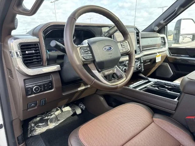 New 2026 Star White Metallic Tri-Coat Ford F-250® King Ranch® image 22
