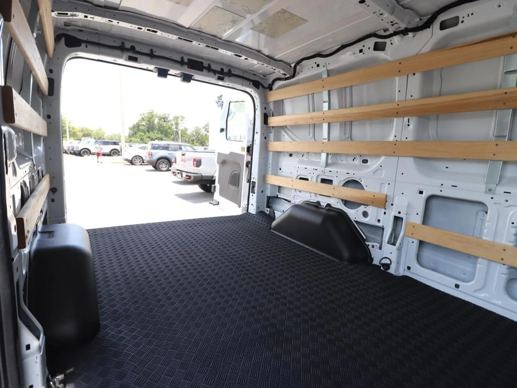 Used 2025 White Ford Base image 16