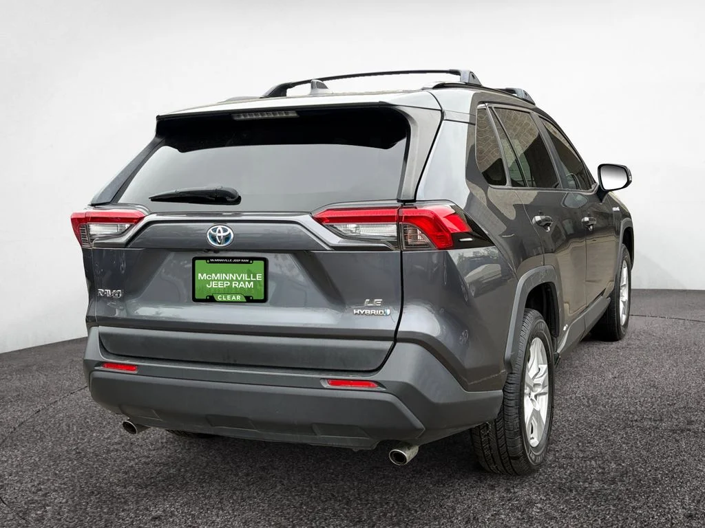 Used 2020 Gray Toyota LE image 5