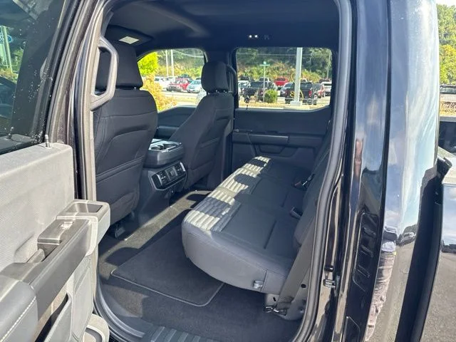 Used 2023 Black Ford XL image 16
