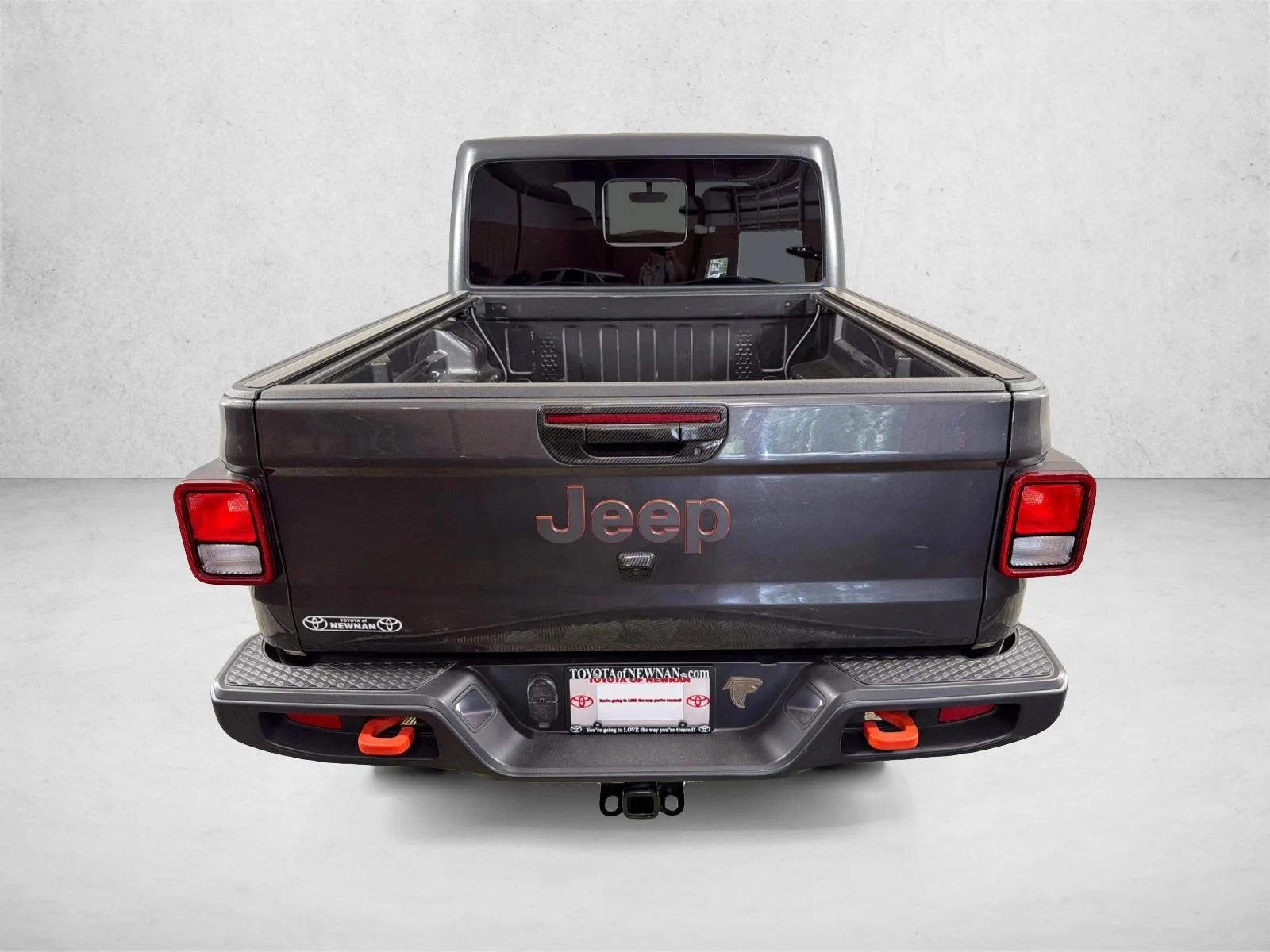 Used 2023 Gray Jeep Mojave image 5