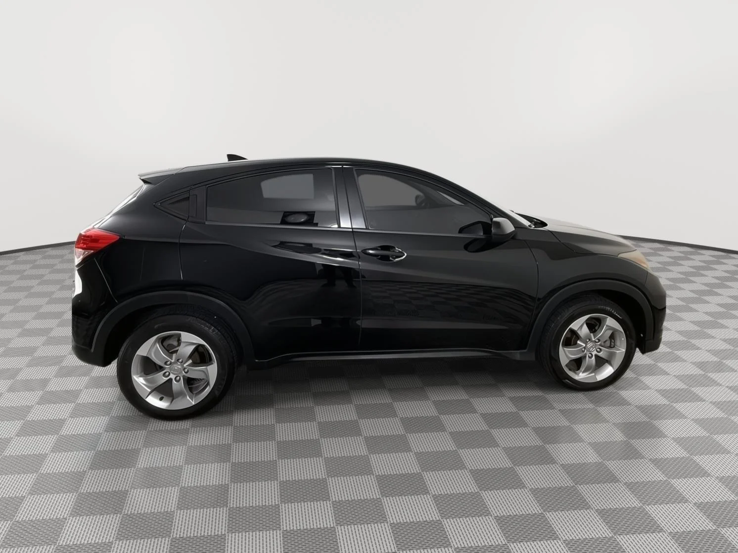 Used 2018 Crystal Black Pearl Honda LX image 12