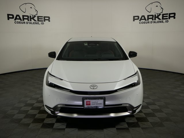 Certified Used 2026 Wind Chill Pearl Toyota SE image 3
