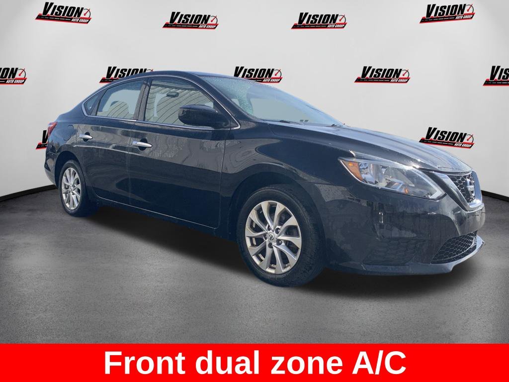 Used 2019 Gray Nissan  image 4