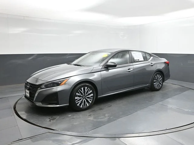 2024 Nissan Altima 2.5 SV's photo