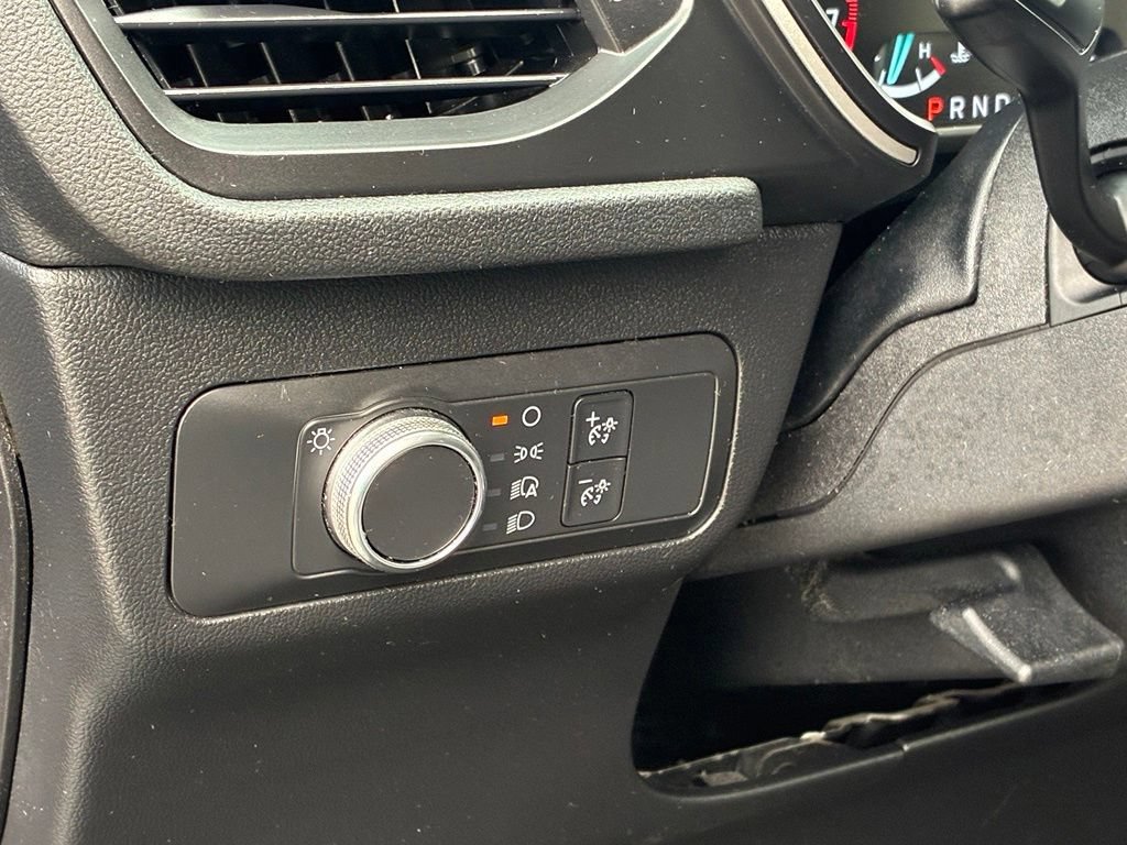 Used 2020  Ford SE image 20