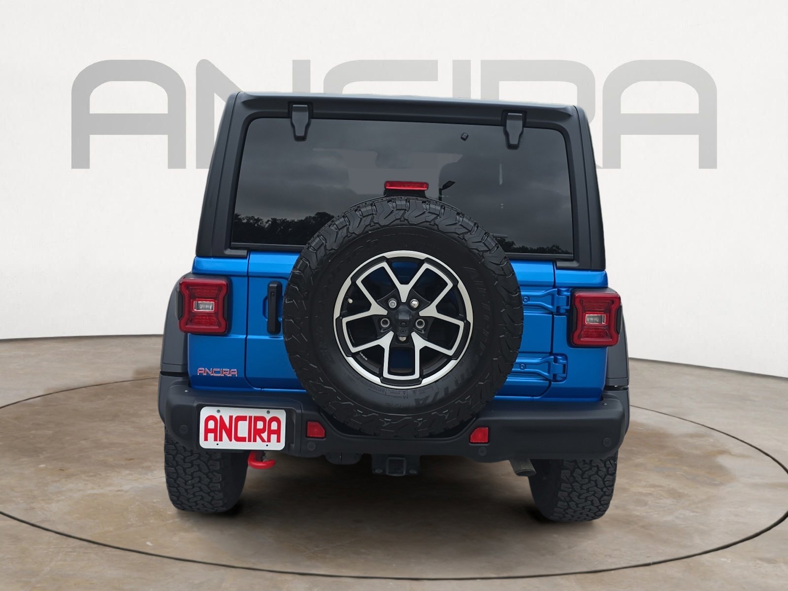 Used 2024 Hydro Blue Pearlcoat Jeep Rubicon image 9