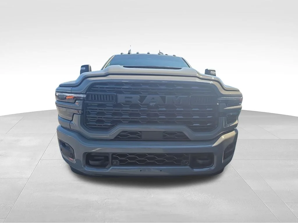 New 2026 Ceramic Gray Clear-Coat Exterior Paint RAM Limited image 3