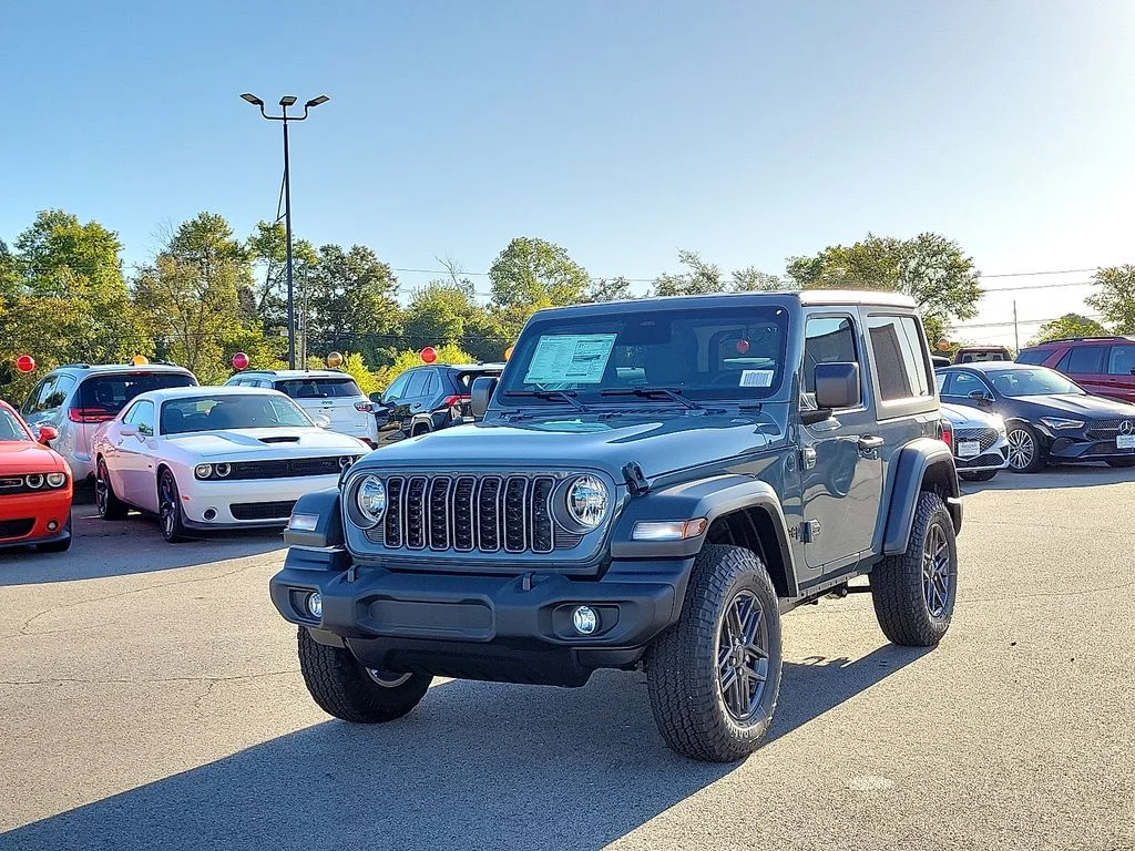 New 2026 Anvil Clear-Coat Exterior Paint Jeep Sport S image 2