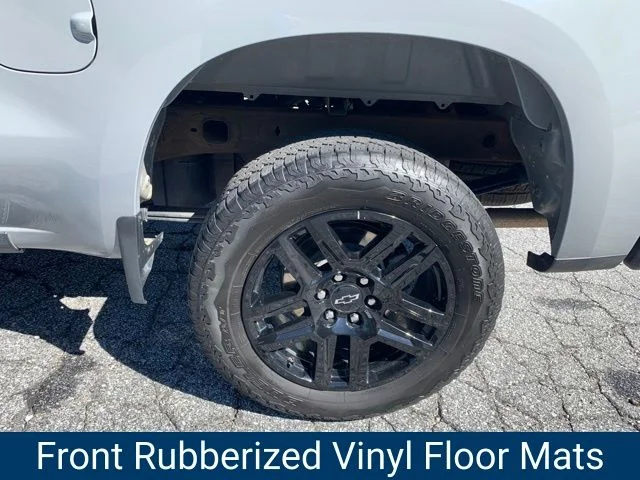 Used 2025 Gray Chevrolet Custom Trail Boss image 39