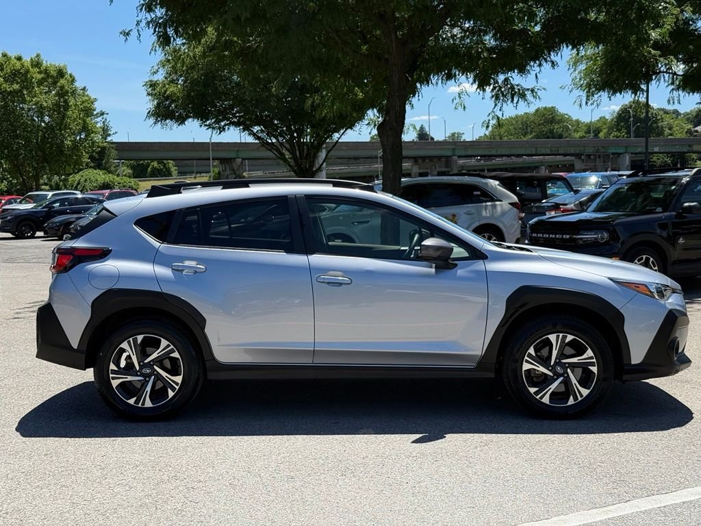 Used 2024 Ice Silver Metallic Subaru Premium image 10