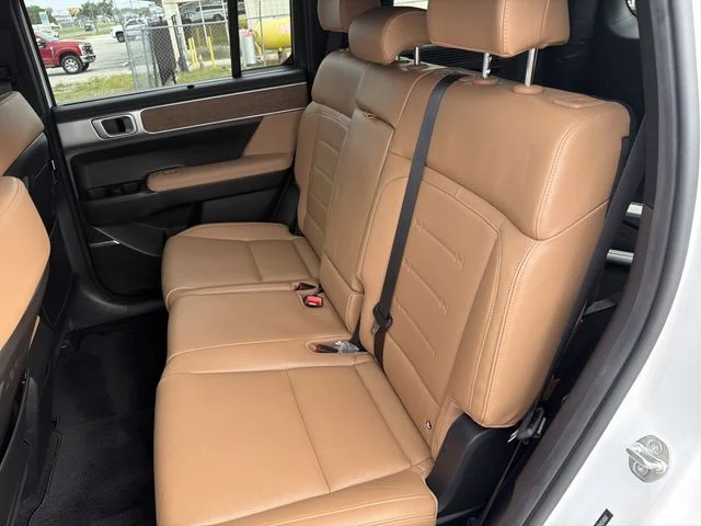 Used 2024 White Hyundai Limited image 17