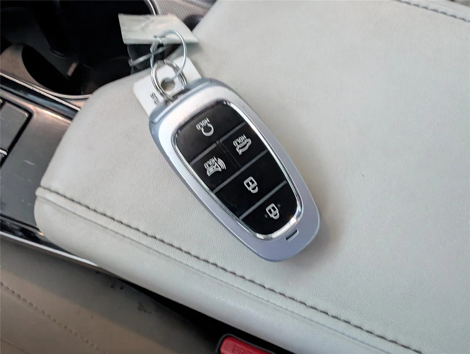 Used 2023 Curated Silver Hyundai SEL image 18