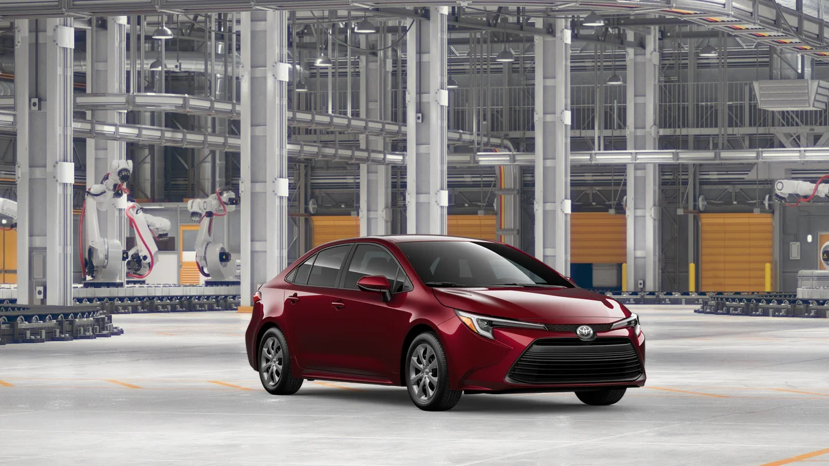New 2027 Ruby Flare Pearl Toyota Hybrid LE image 15