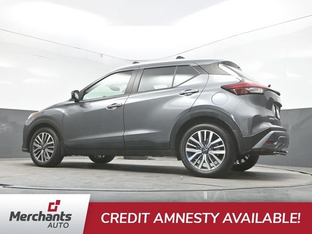 Used 2024 Gray Nissan SV image 34