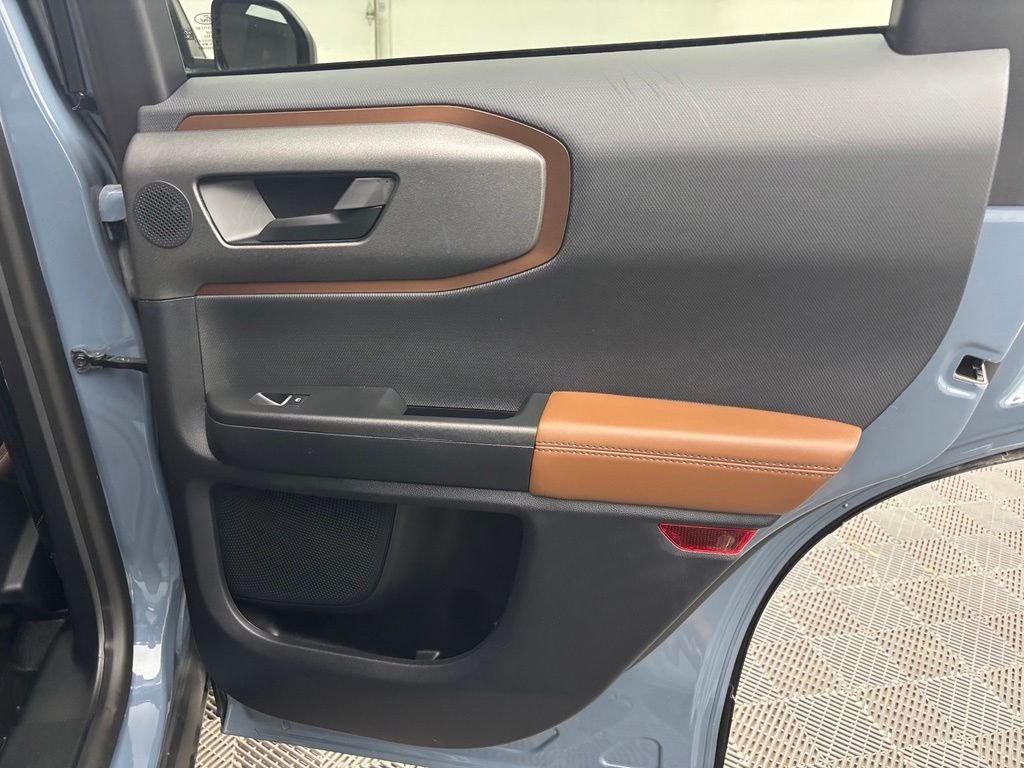 Used 2025 Gray Ford Outer Banks image 37