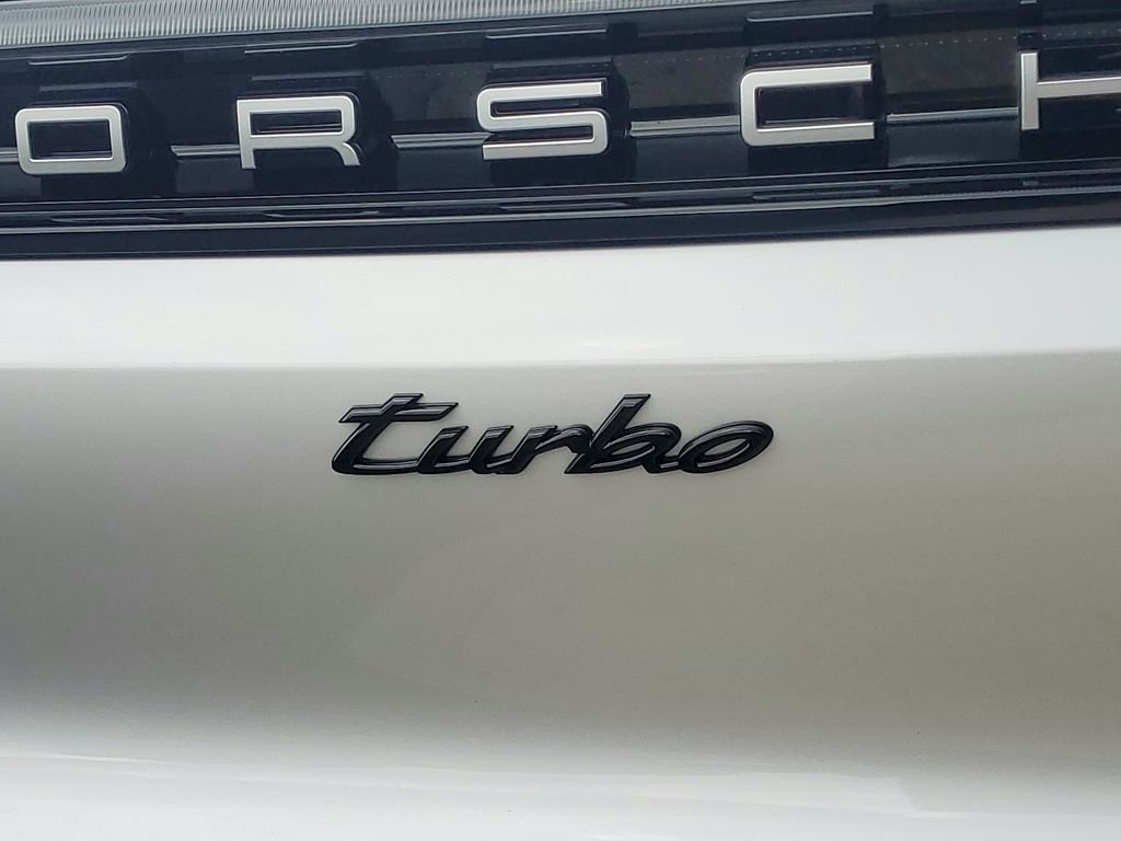 2025 Porsche Cayenne Turbo E-Hybrid - Photo 28