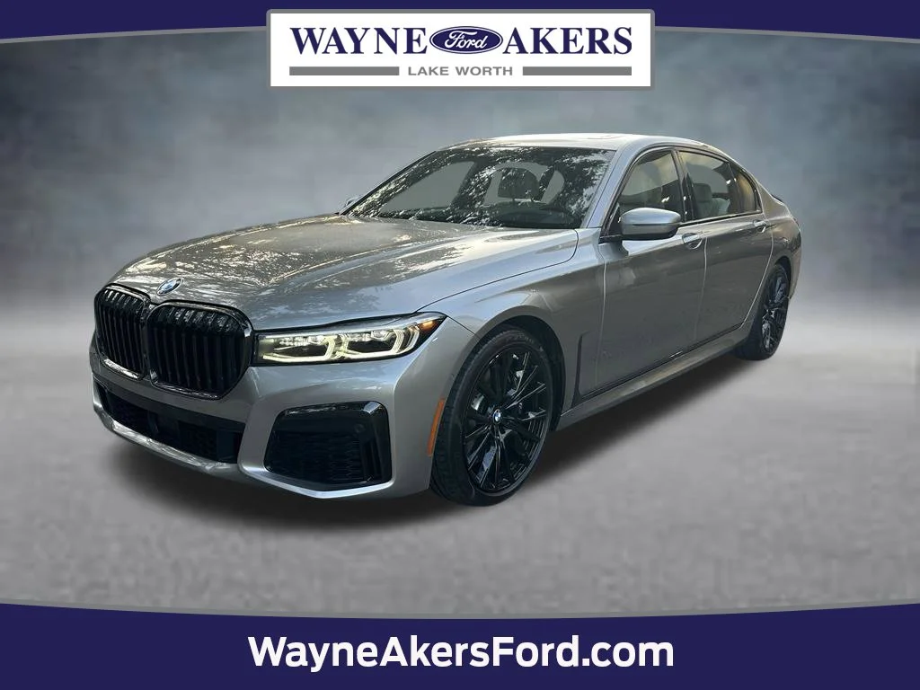 2022 BMW 7 Series 740i