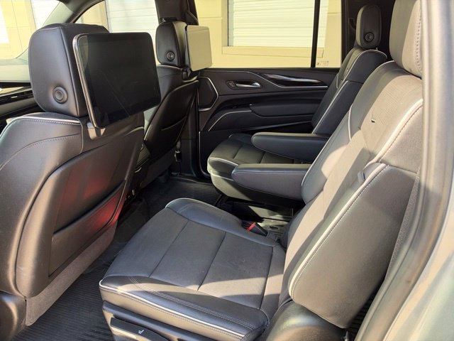 Used 2024 Silver Cadillac Sport image 9