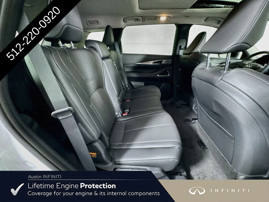 New 2027 White INFINITI LUXE image 37