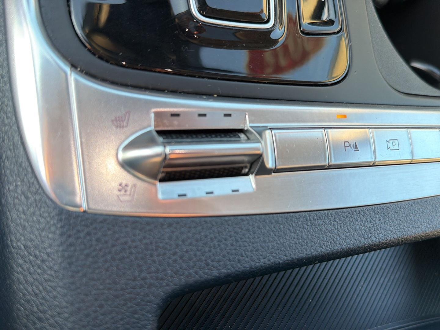 Used 2025 Ivory Silver Gloss Kia SX image 26