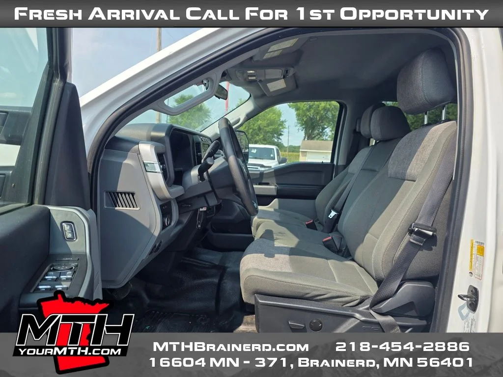Used 2024 White Ford XLT image 9