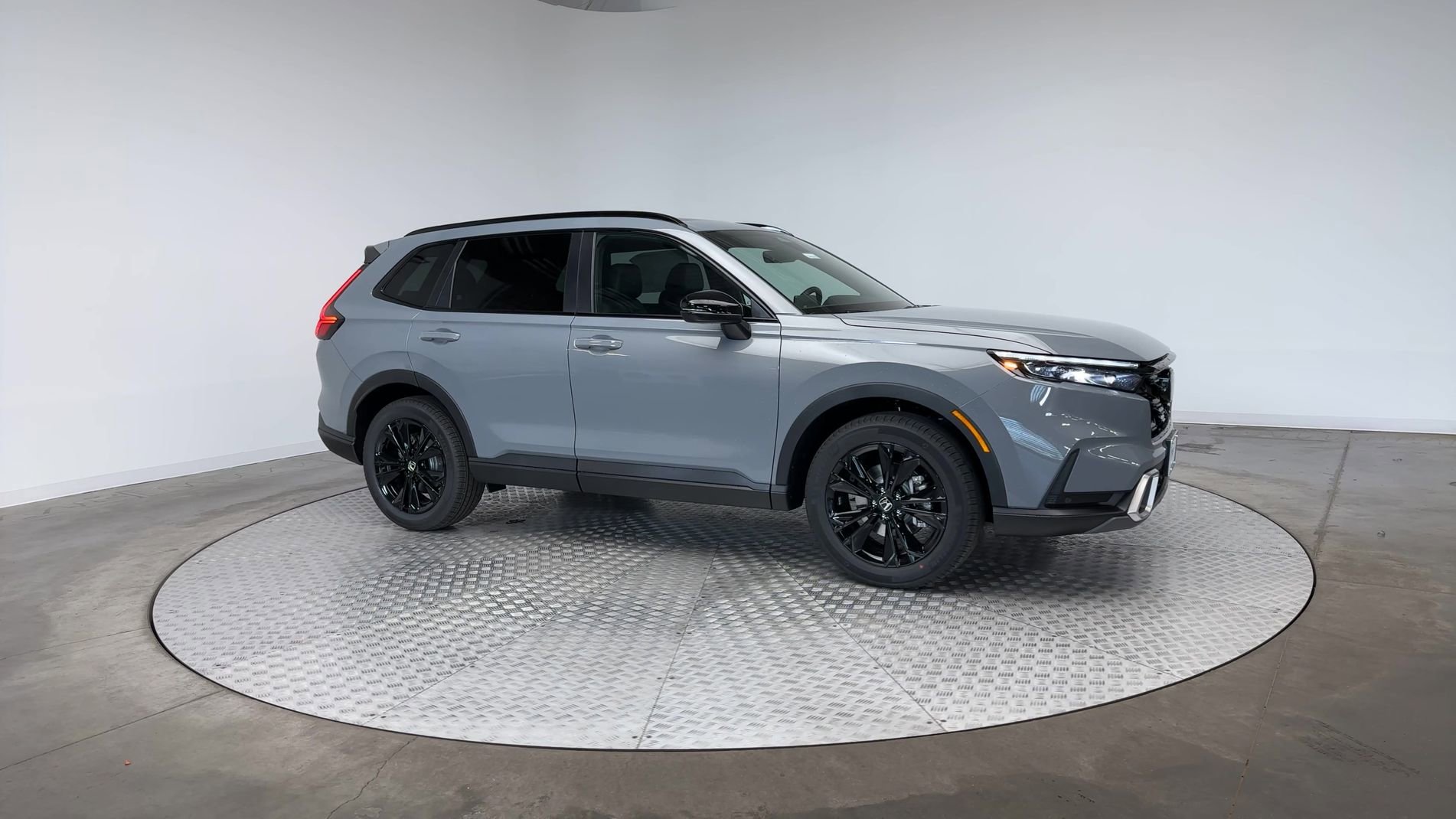 New 2026 Urban Gray Pearl Honda Sport Touring image 4