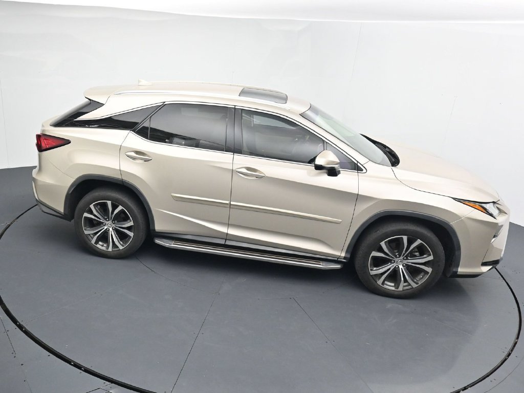 Used 2016 Beige Lexus 350 image 17