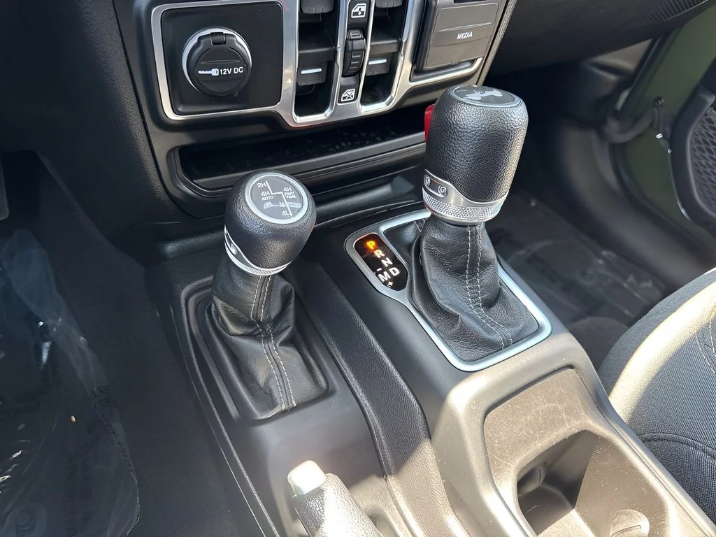 Used 2024 Green Jeep Sport S 4xe image 16